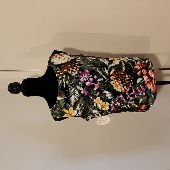 Hilo Hattie Tank Top - Picture 3 of 5